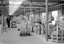 128984 Interieur van het Utrechts Bodencentrum (Brailledreef 9) te Utrecht.